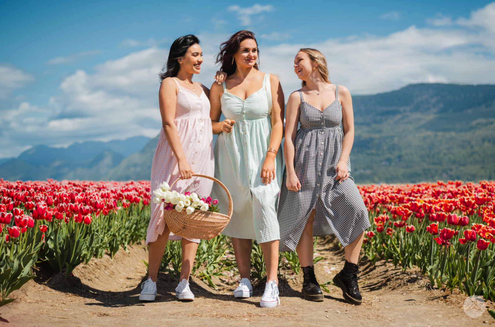 Dresses That Move With You—Comfortably, Confidently, and Stylishly