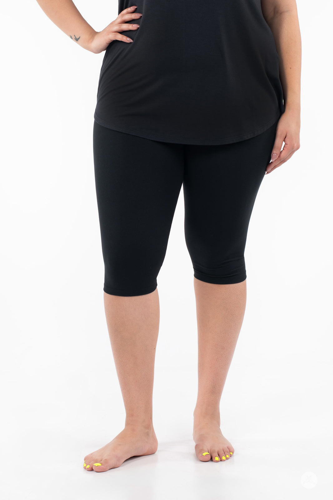 Knee-Length Capri