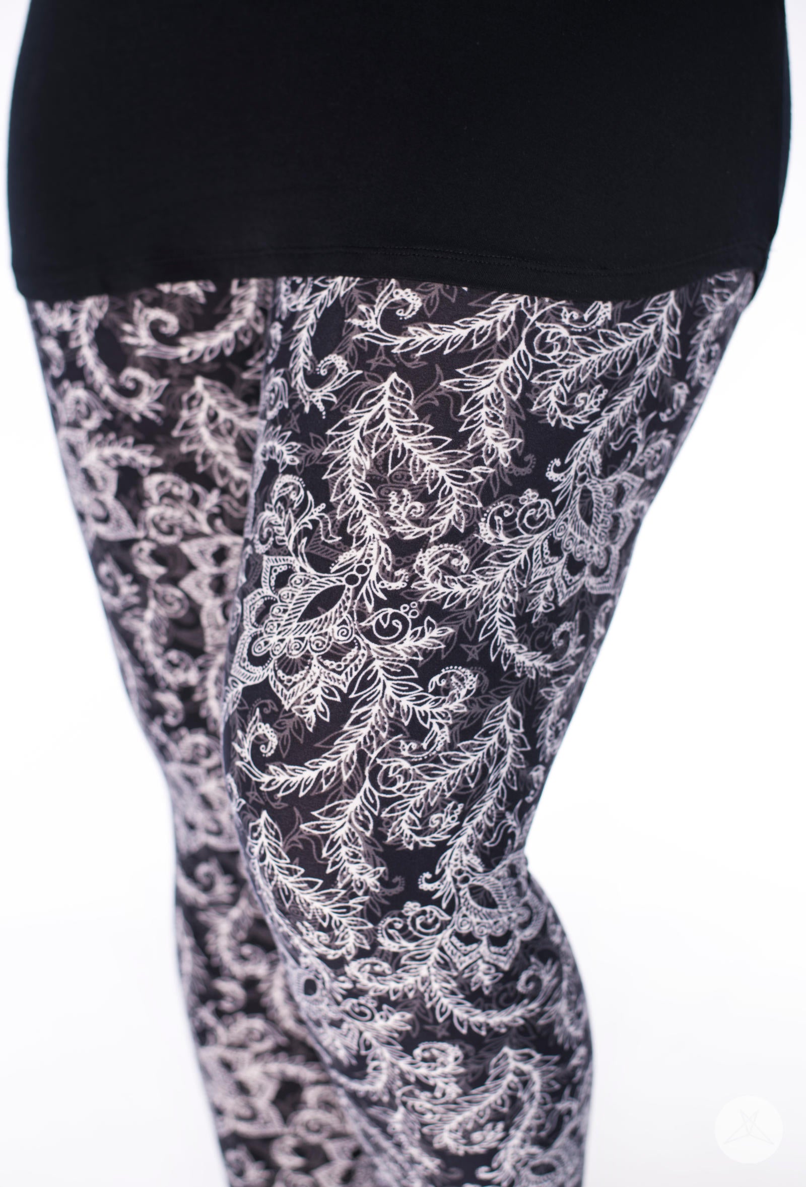 White Fern leggings - SweetLegs