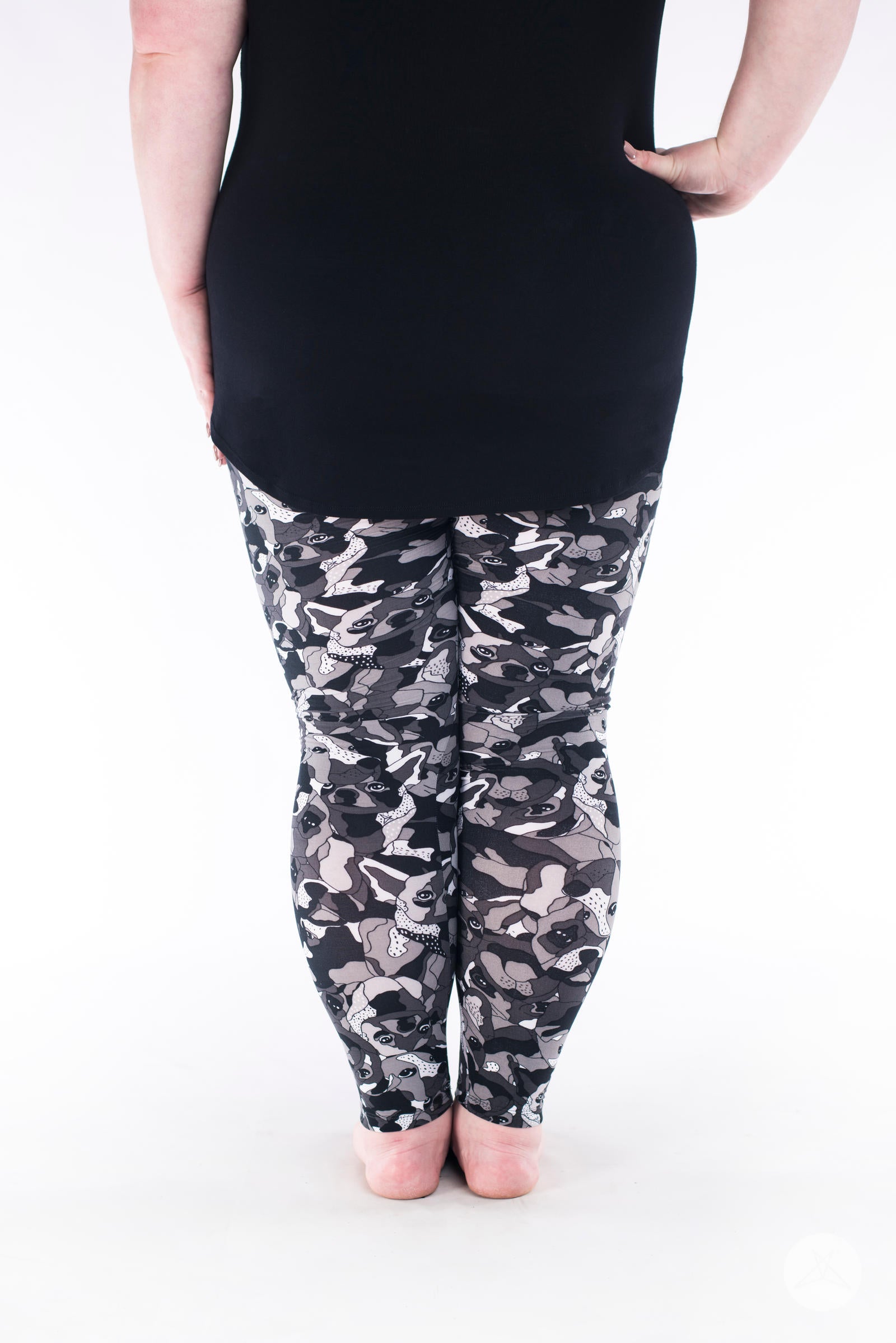 Dog Show Plus leggings - SweetLegs