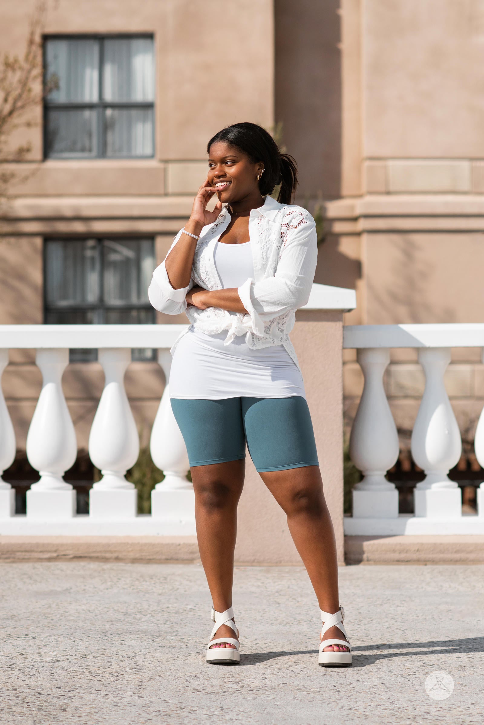 Shorts Outfit Ideas Shorts And T Shirts For Ladies Uber-Chic