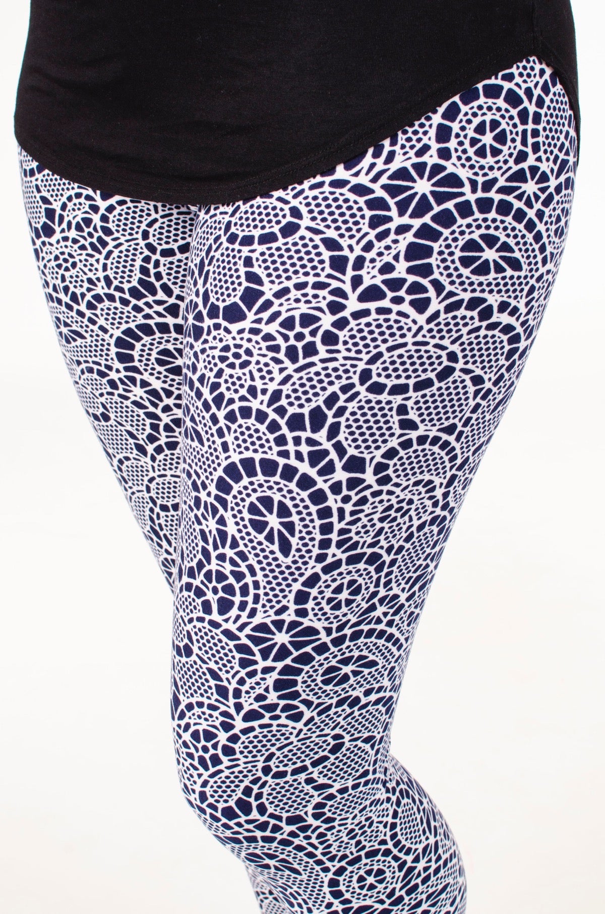 Vintage Lace leggings - SweetLegs