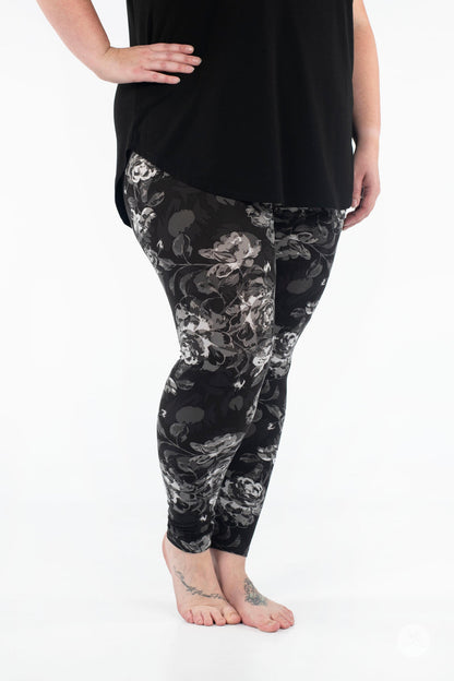 Shadow Blooms Leggings