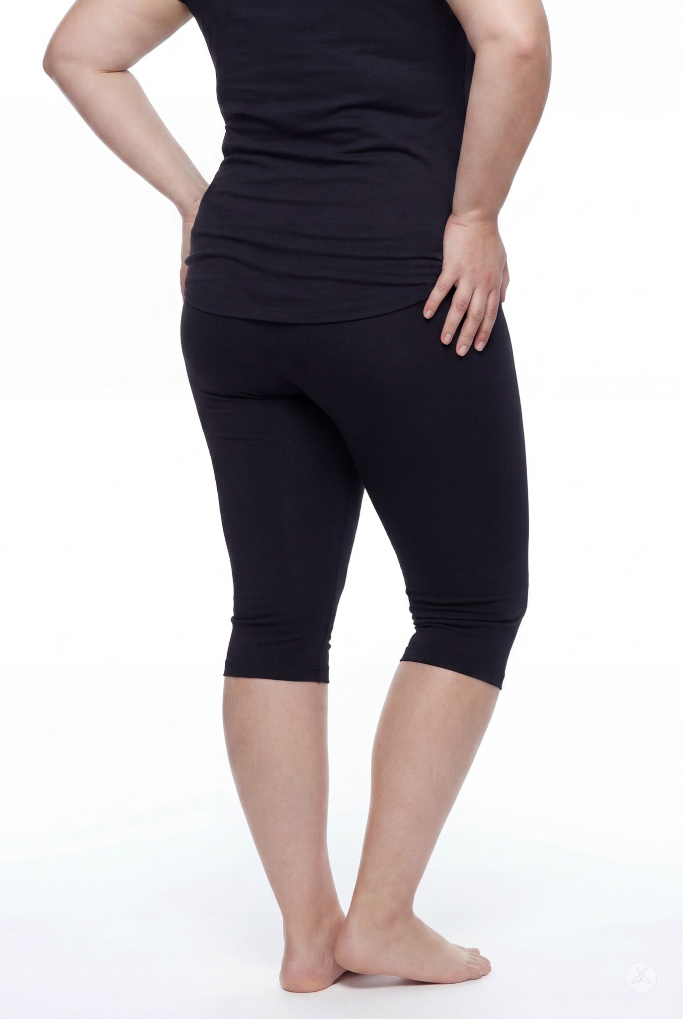 Knee-Length Capri