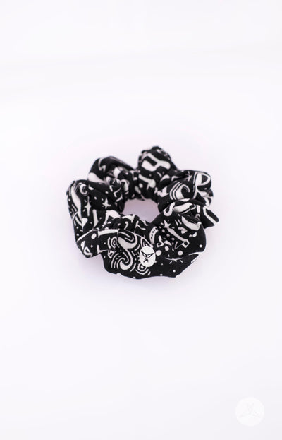 Season’s Greetings Scrunchie - In Stock